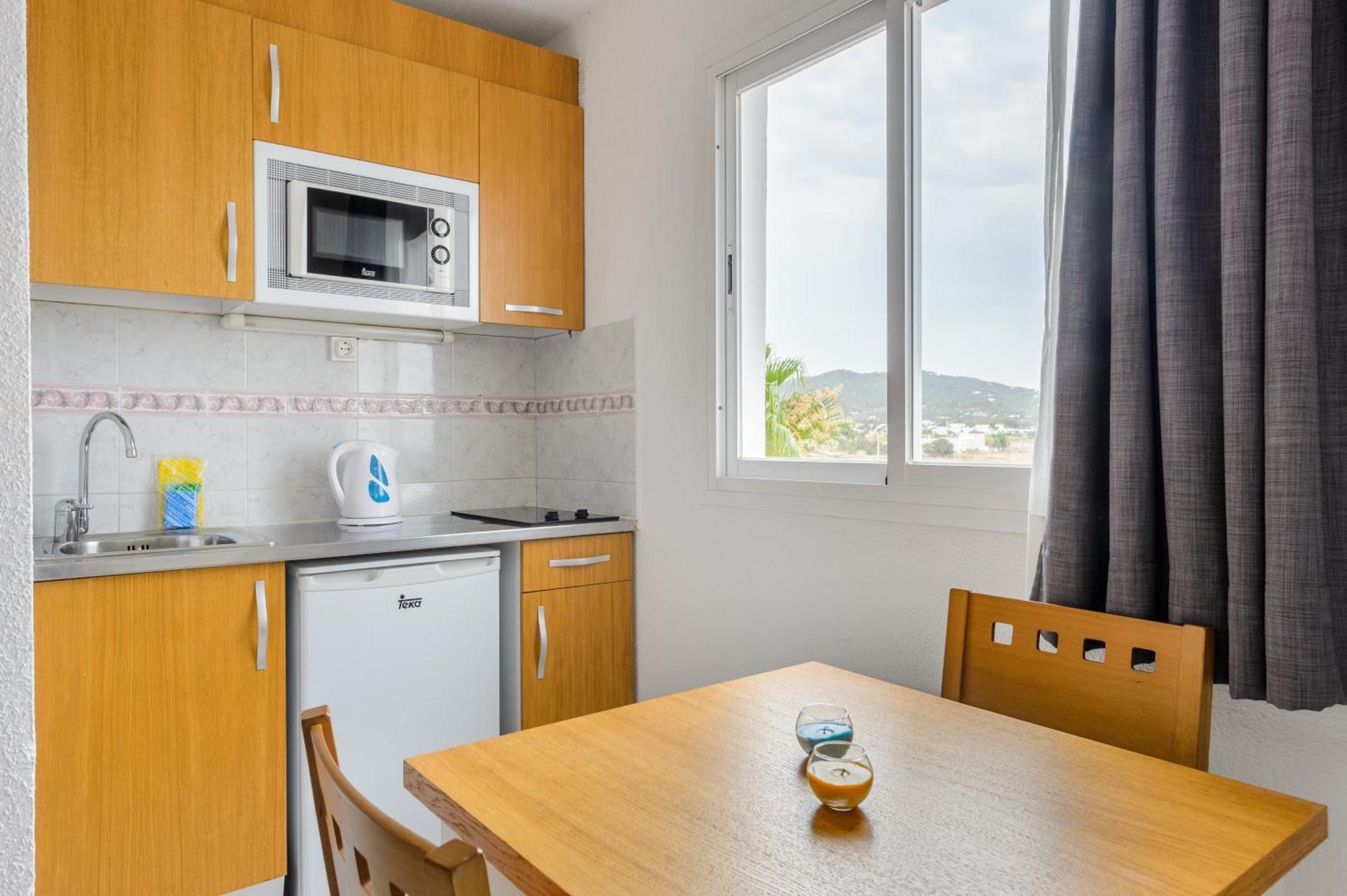 Hotel Apartamentos Vibra San Marino サンアントニオアバド エクステリア 写真