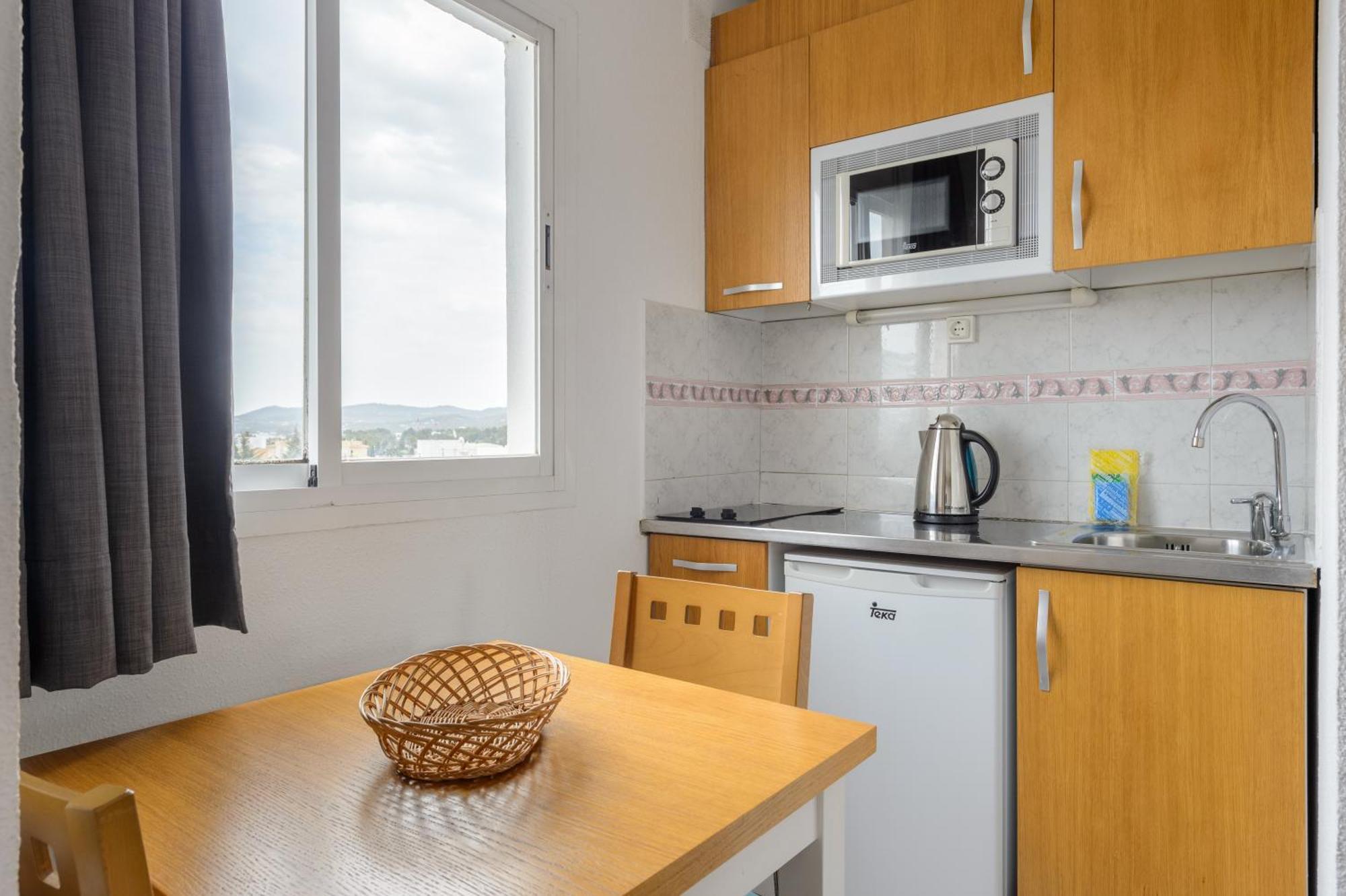 Hotel Apartamentos Vibra San Marino サンアントニオアバド エクステリア 写真